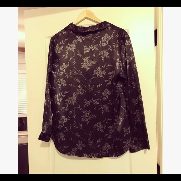 Victoria's Secret Sleep Shirt - Picture 6 of 8